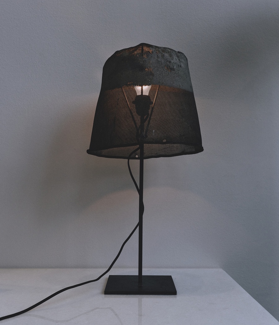 Mesh Aluminum Table Lamp