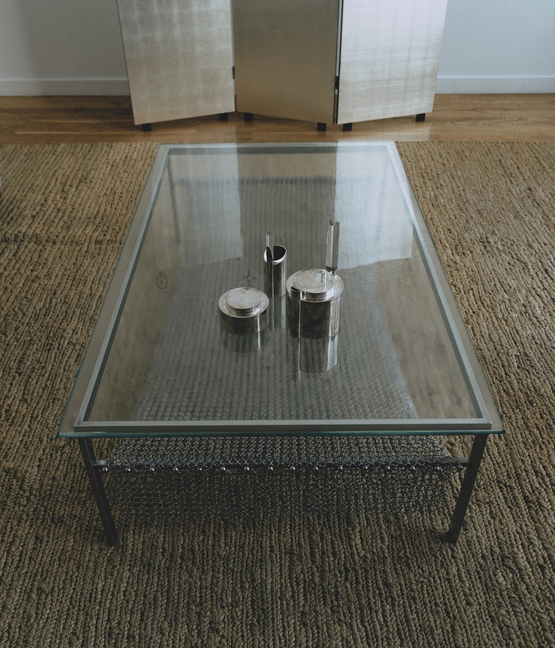 Coffee Table 001: Clear Cast,
