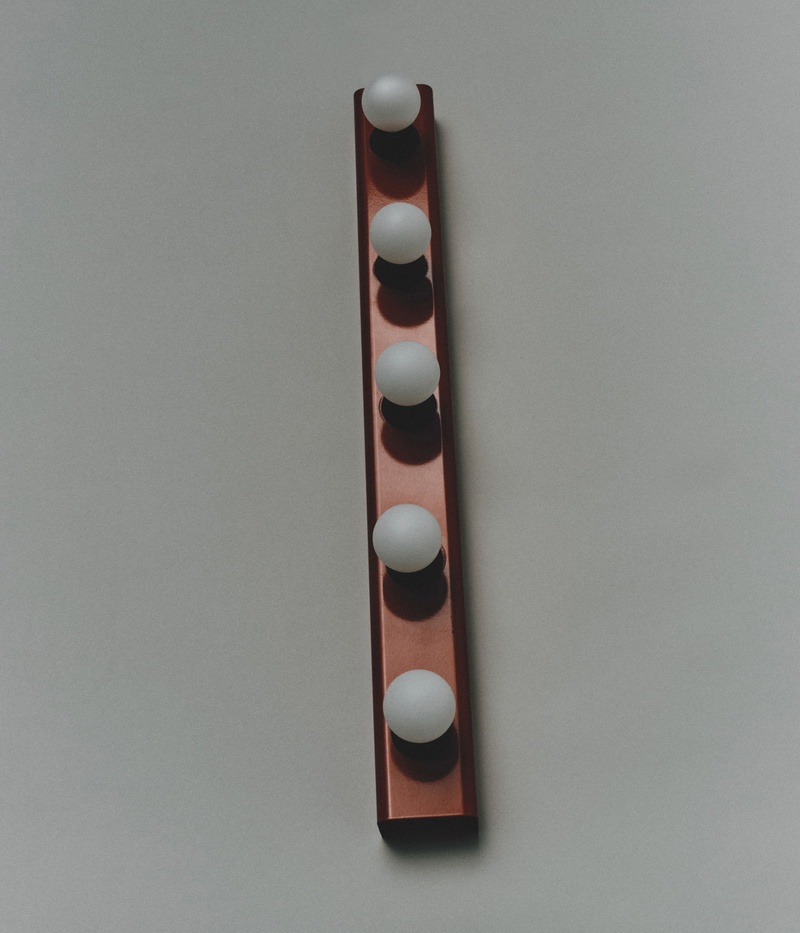Model 50 Wall Lamp