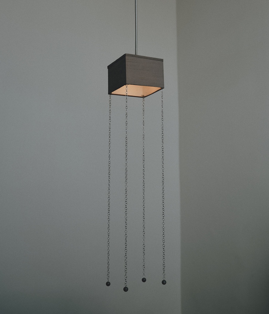 Pendant Light 001: 4 Chain