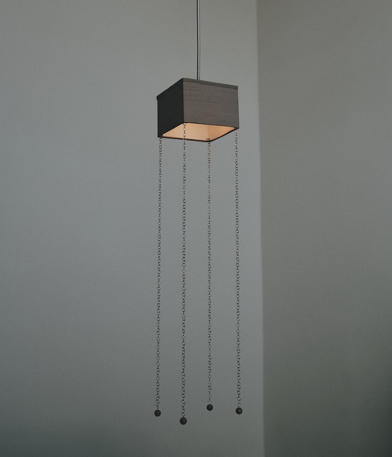 Pendant Light 001: 4 Chain