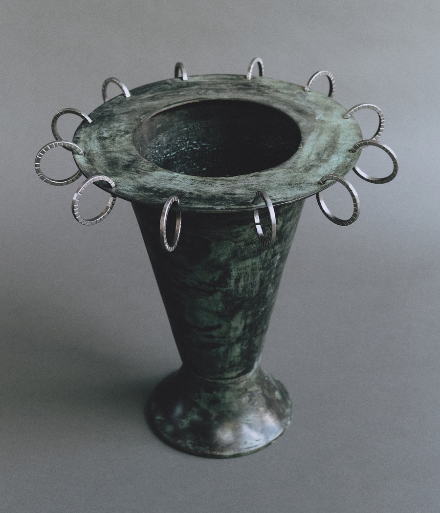Vase 001: Bronze (Corrugated)