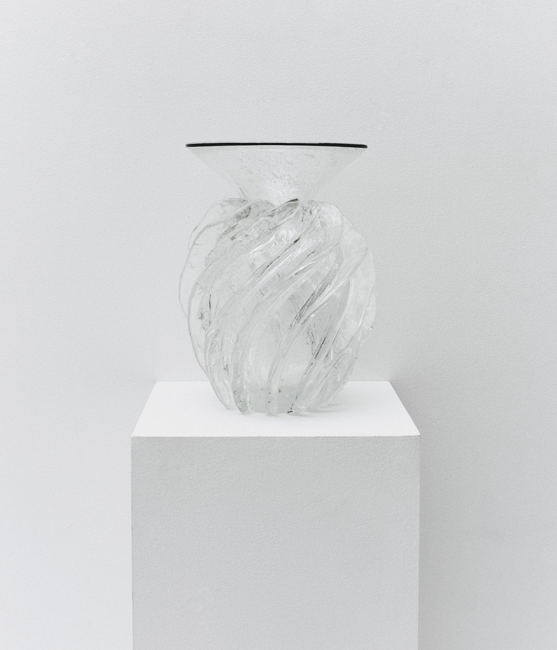 Elica Vase