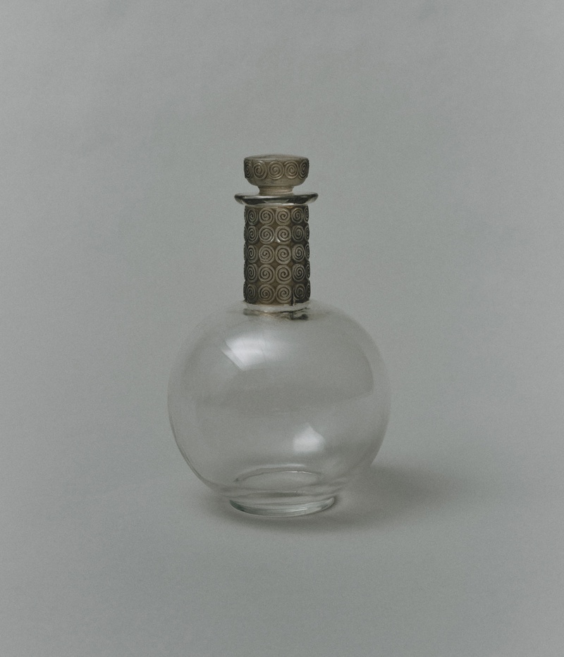 Chinon Decanter