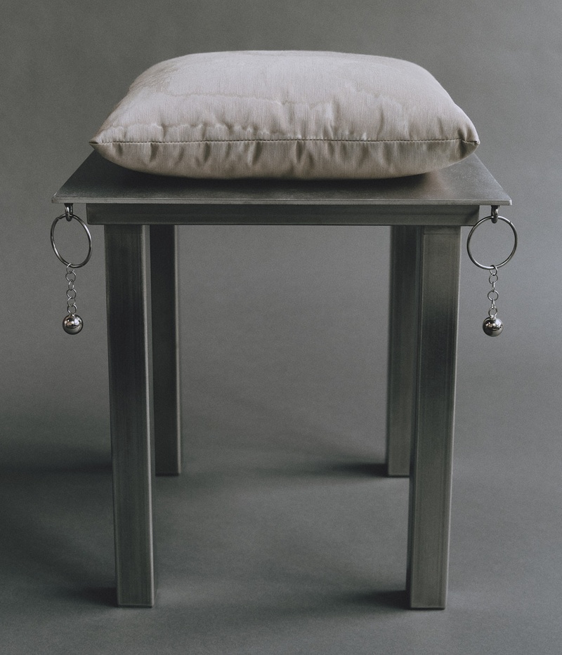 Side Table 001: Cast