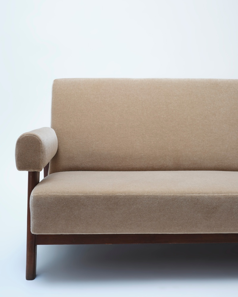 Bridge Sofa