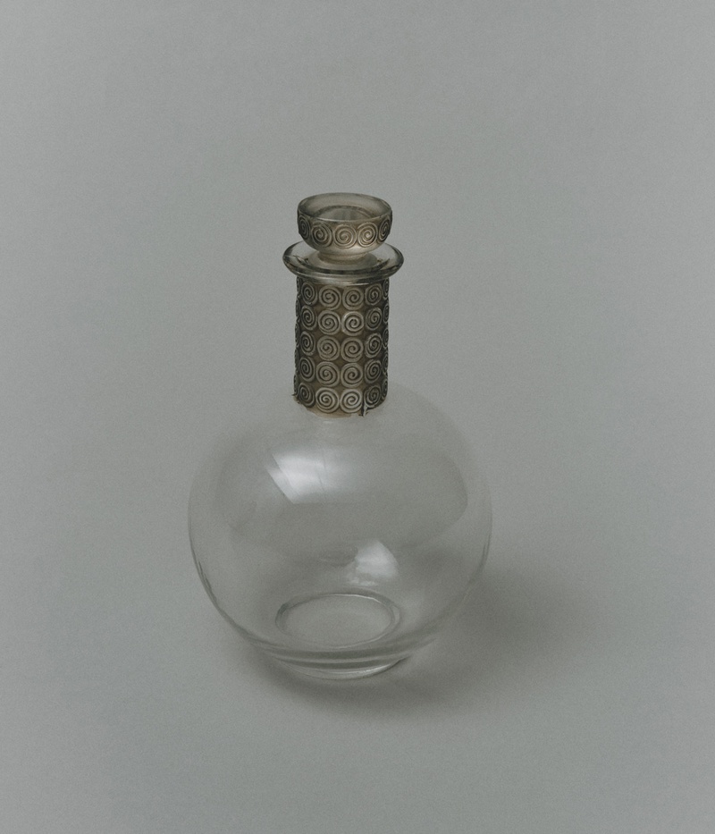 Chinon Decanter