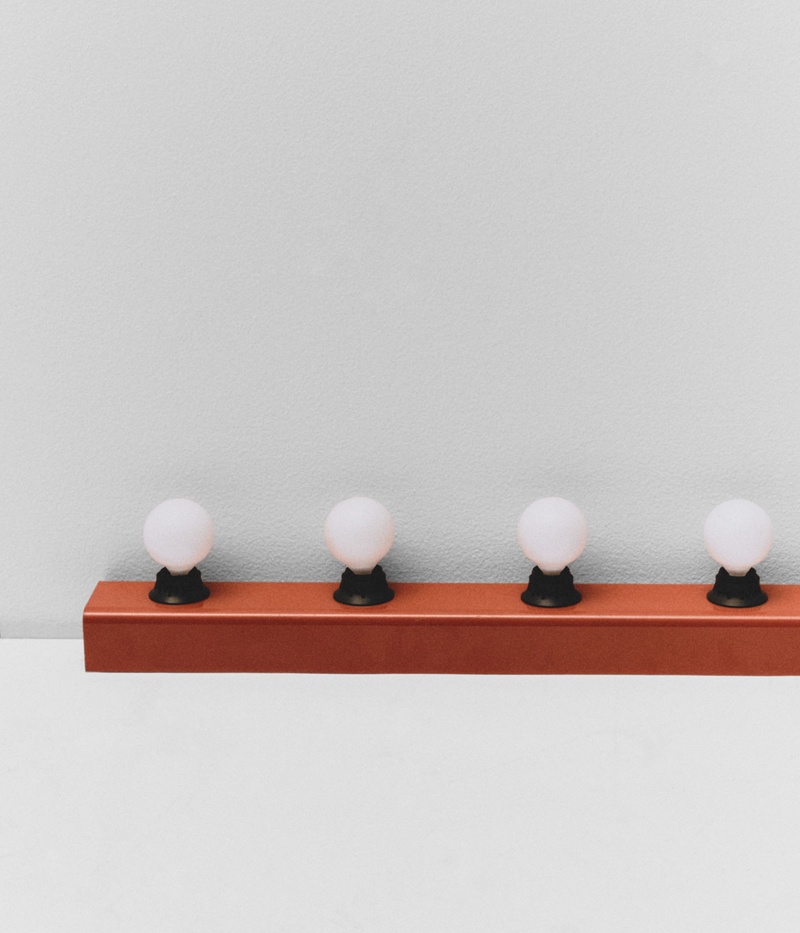 Model 50 Wall Lamp