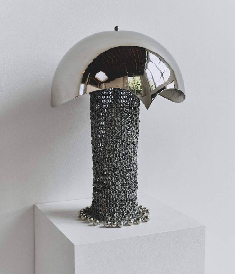 TABLE LAMP 001: Cast