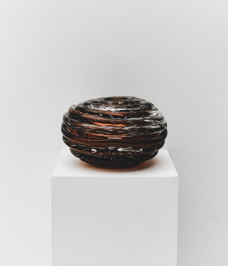 Miele Vase