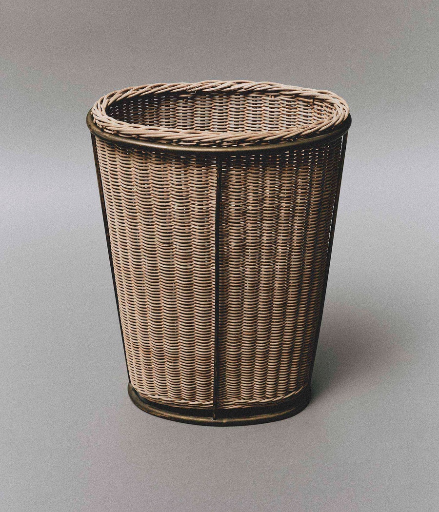 Wastebasket