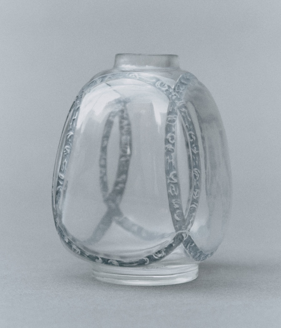 Guirlandes de Roses Vase