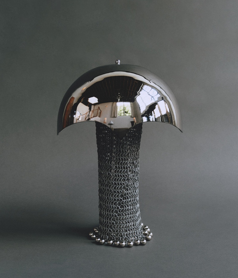 TABLE LAMP 001: Cast