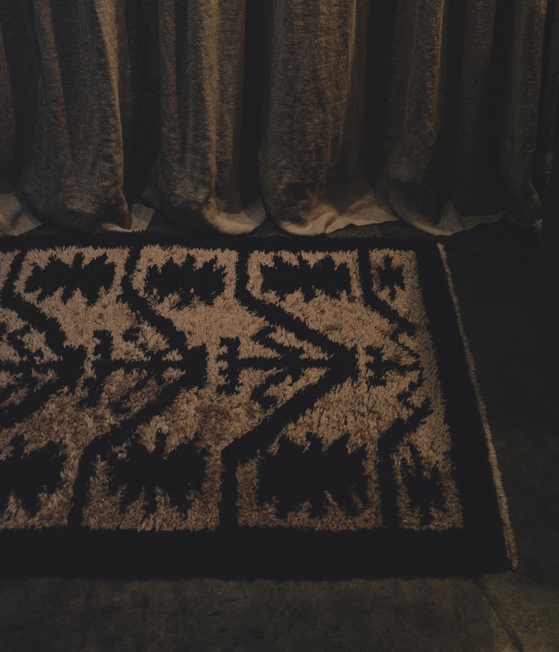 Rug