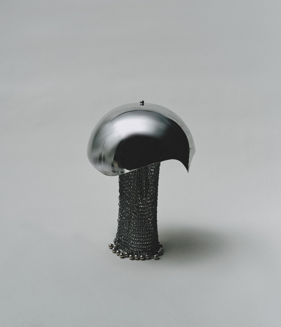 Le Casque Table Lamp