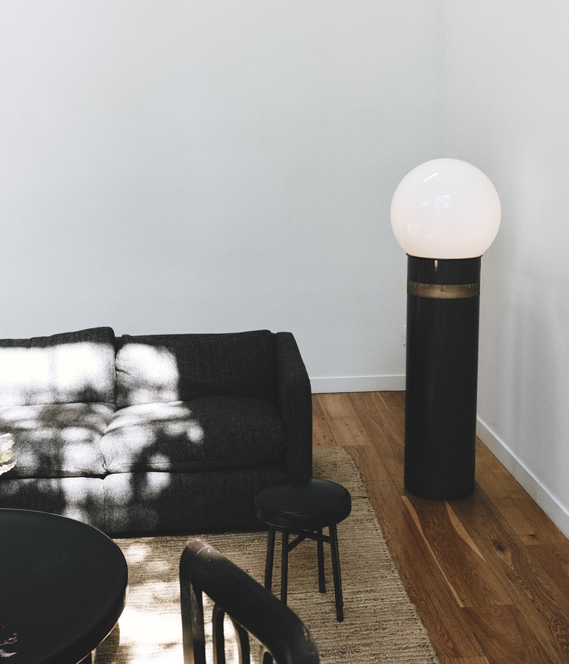 Oracolo Floor Lamp